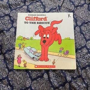 Scholastic Clifford To The Rescue Book - Red and Green